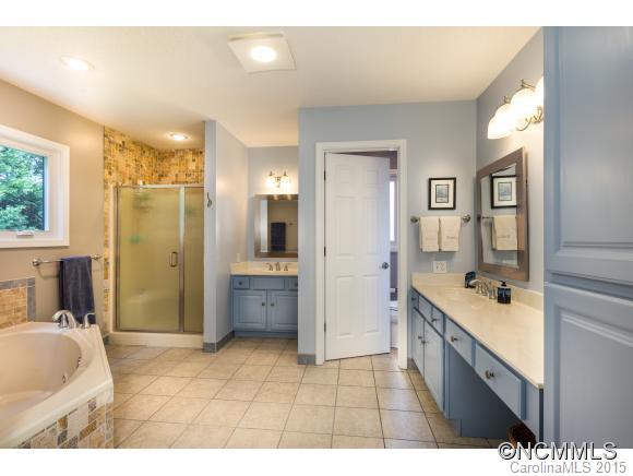 14 Zachary Ridge Road Asheville NC 28804