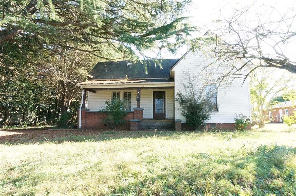1133 Main Avenue Drive Nw Hickory NC 28601