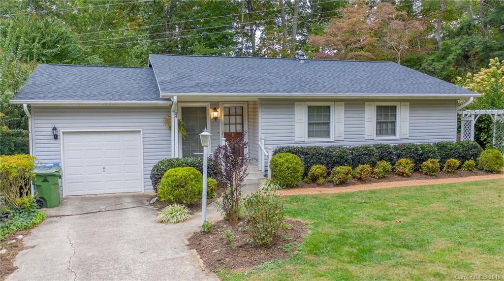 24 Merlin Way Asheville NC 28806