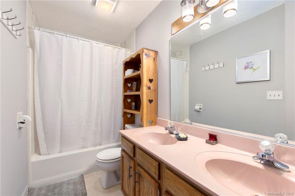 213 Edgar Street Asheville NC 28806