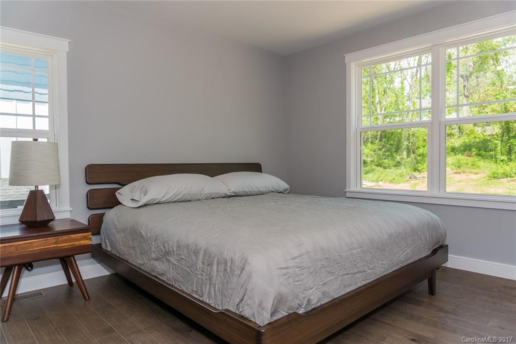 35 Emmett Lane Asheville NC 28806