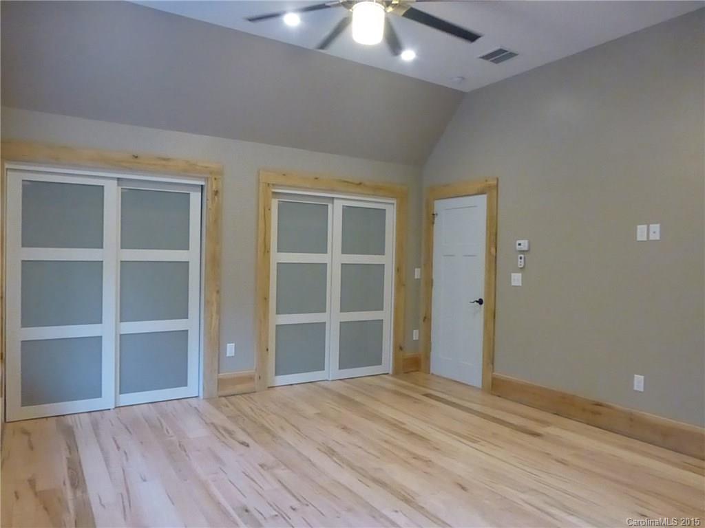 59 Gash Farm Road Asheville NC 28805