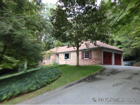 4 Club Knoll Road Asheville NC 28804
