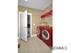 210 Nut Hatch Loop Arden NC 28704