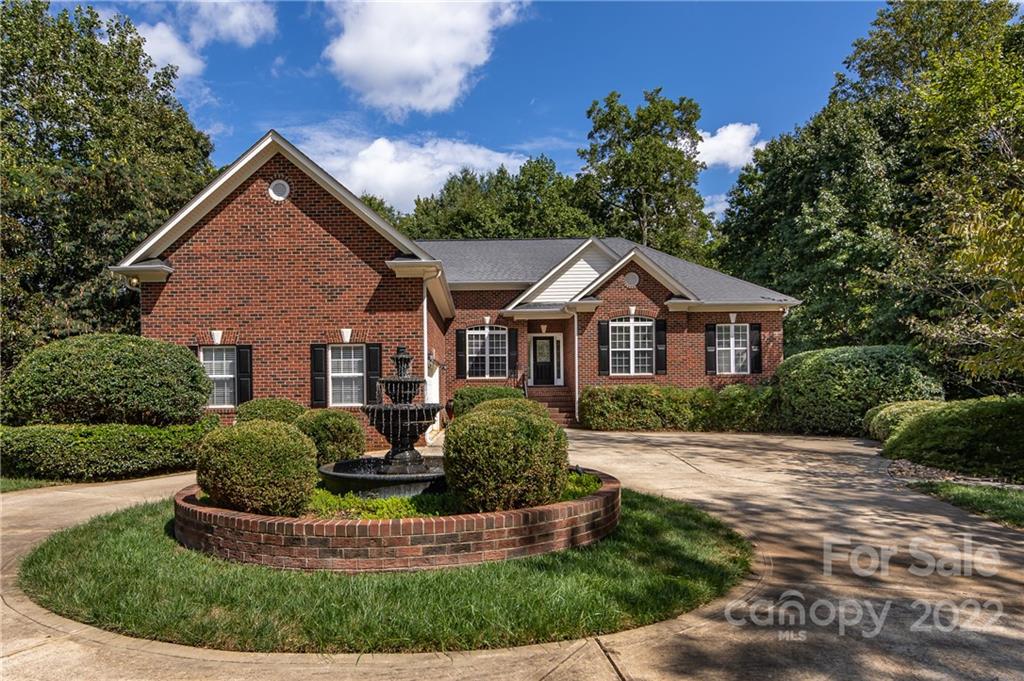 8721 Willhill Road Mint Hill NC 28227