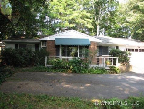 23 Twin Hills Drive Weaverville NC 28787