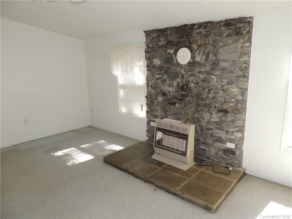233 Fountain Way Swannanoa NC 28778