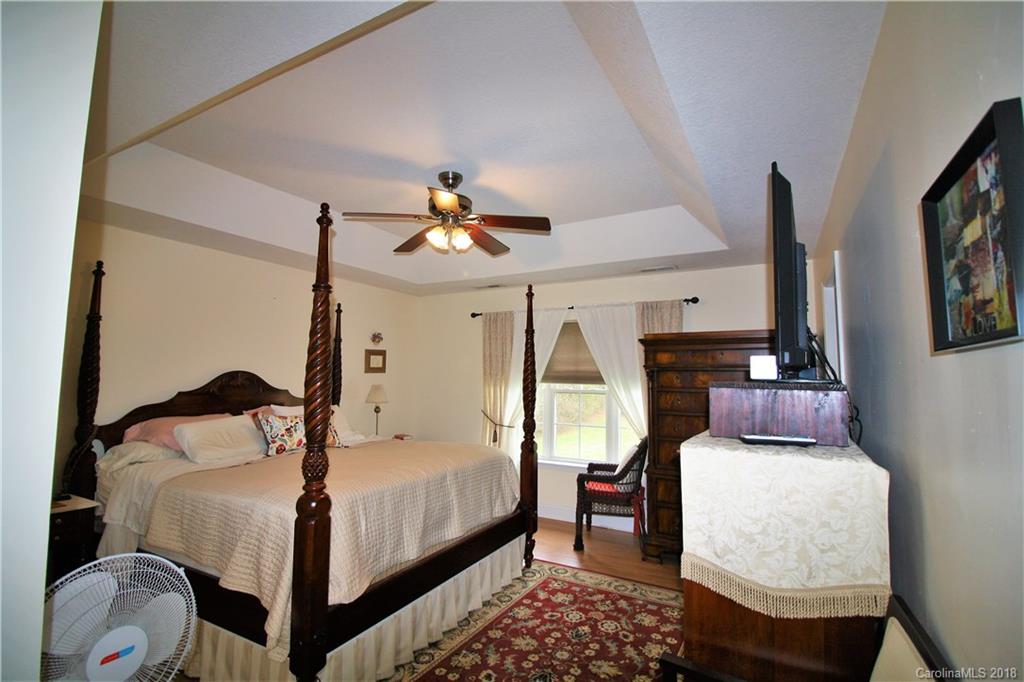 67 Pinerose Drive Weaverville NC 28787