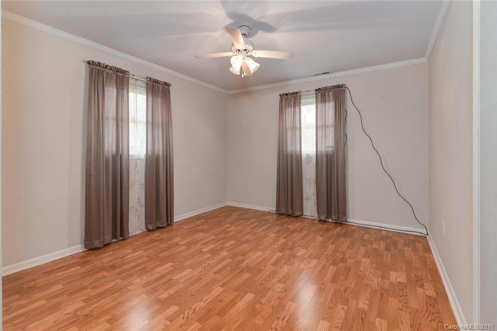 14 Gentlebreeze Lane Asheville NC 28805