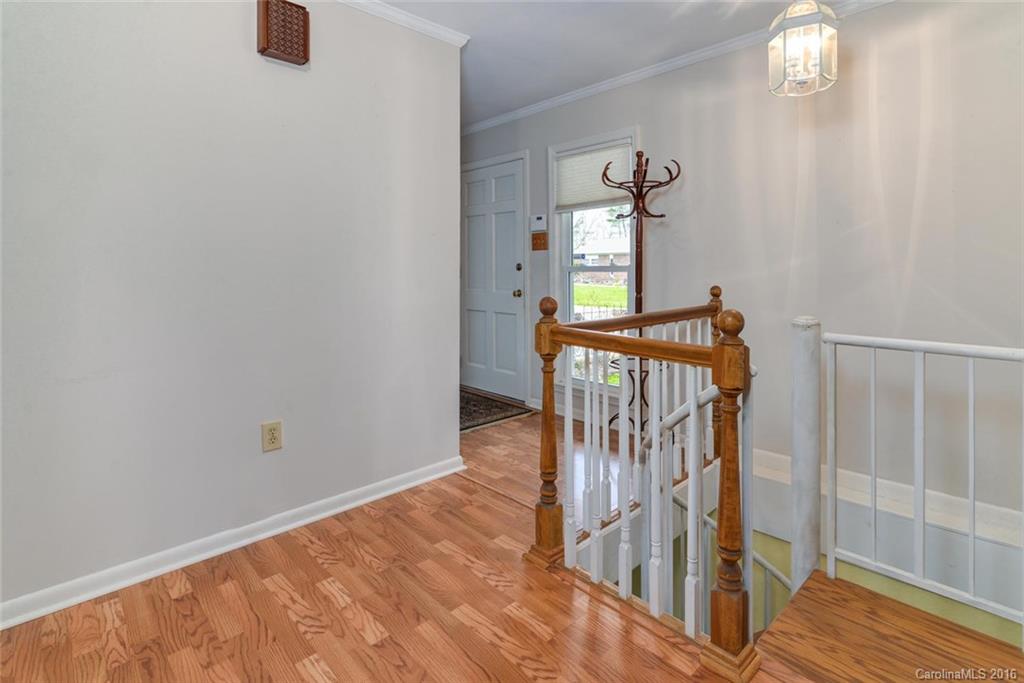 14 Gentlebreeze Lane Asheville NC 28805