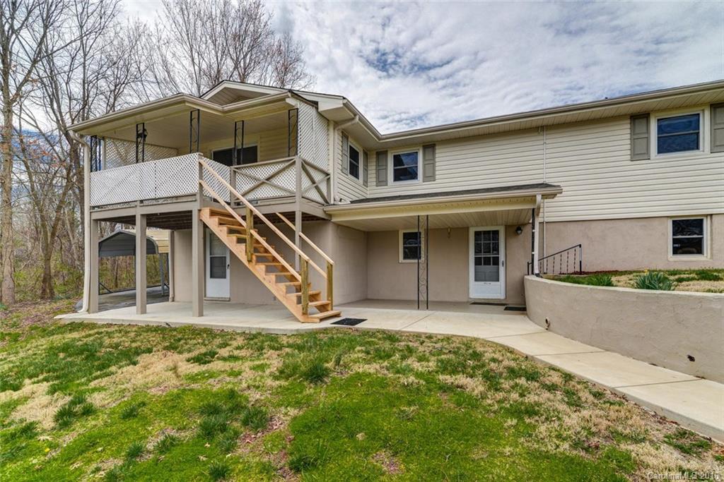 14 Gentlebreeze Lane Asheville NC 28805