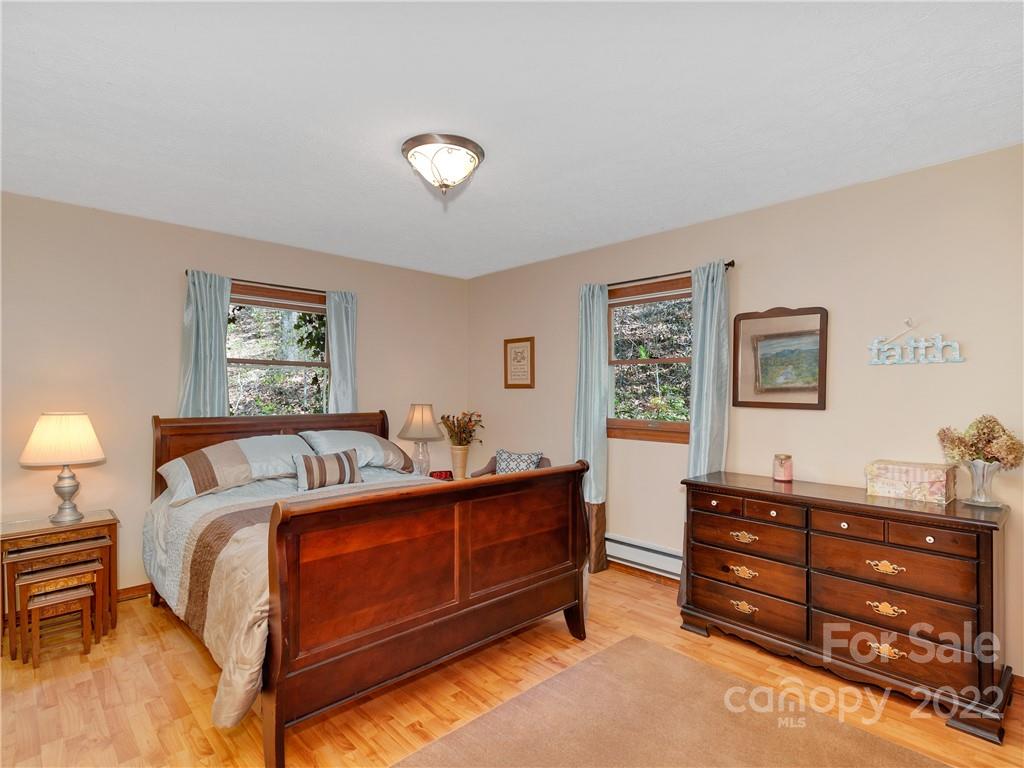 475 Pinewood Drive Waynesville NC 28786