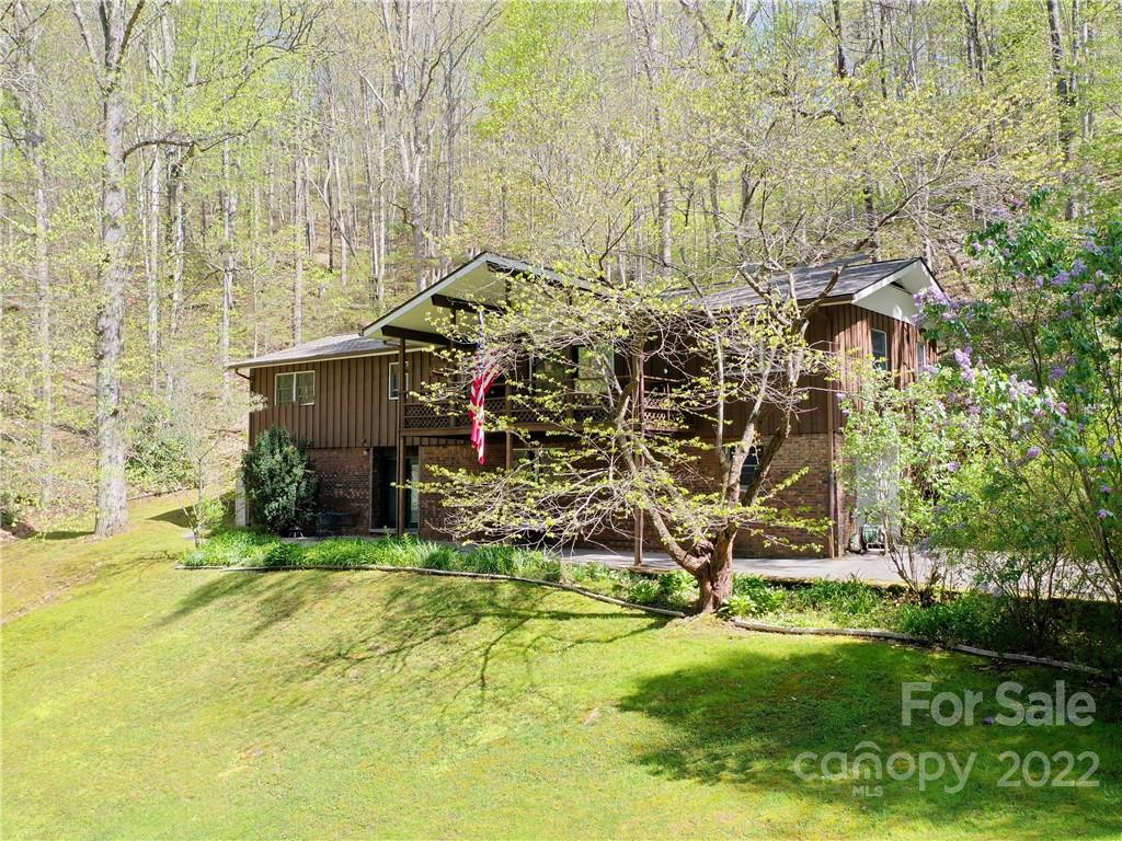 475 Pinewood Drive Waynesville NC 28786