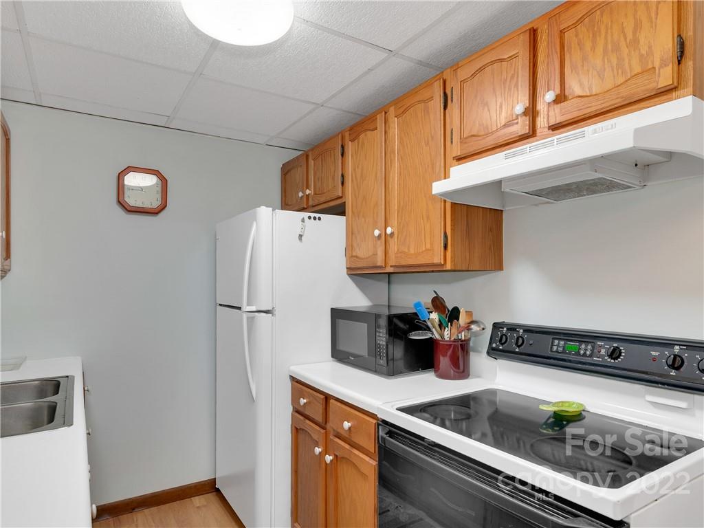 475 Pinewood Drive Waynesville NC 28786