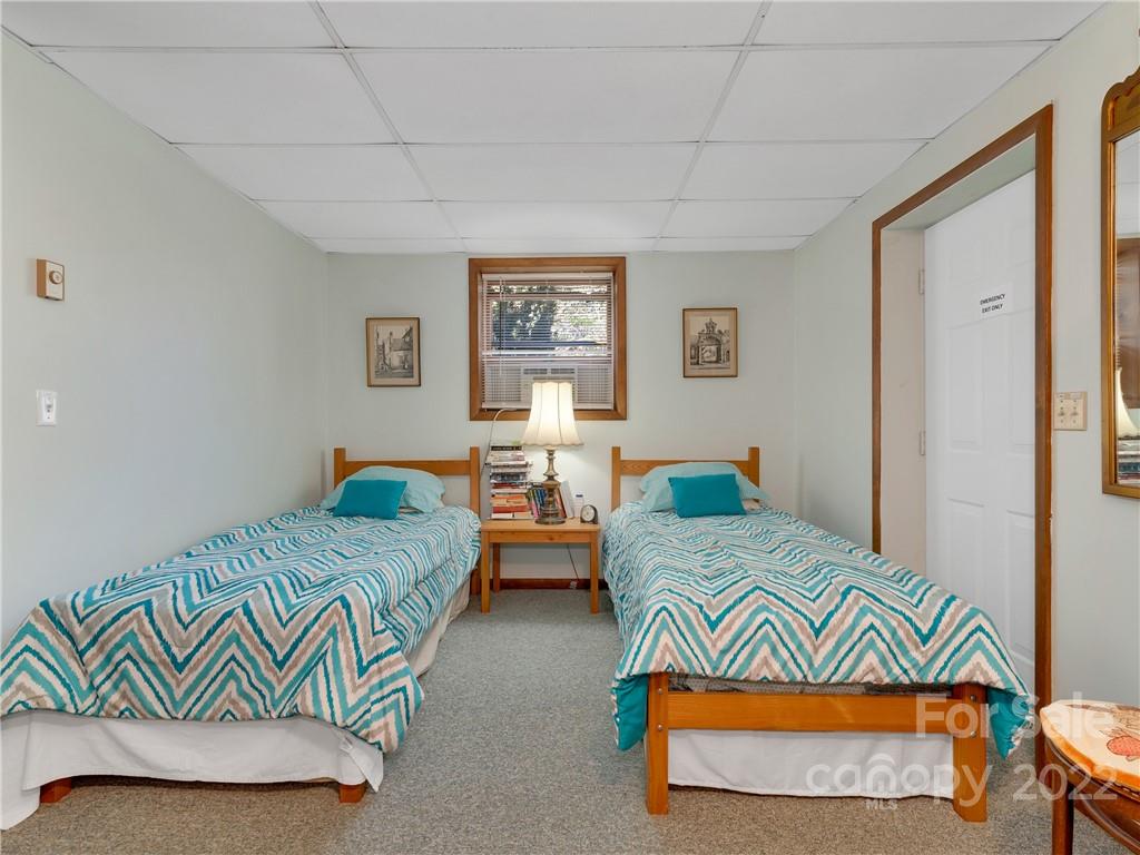 475 Pinewood Drive Waynesville NC 28786