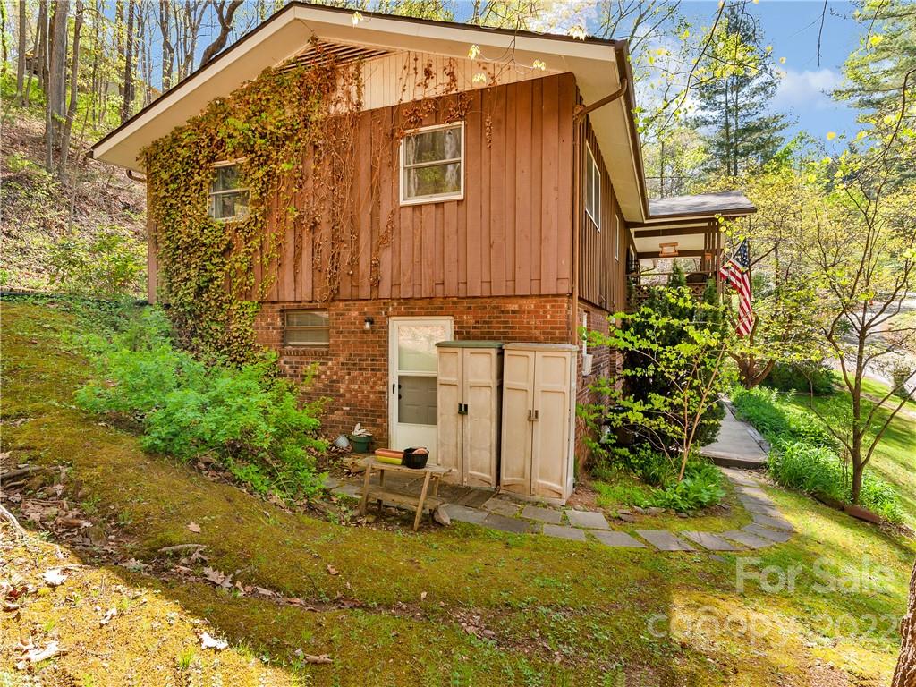 475 Pinewood Drive Waynesville NC 28786
