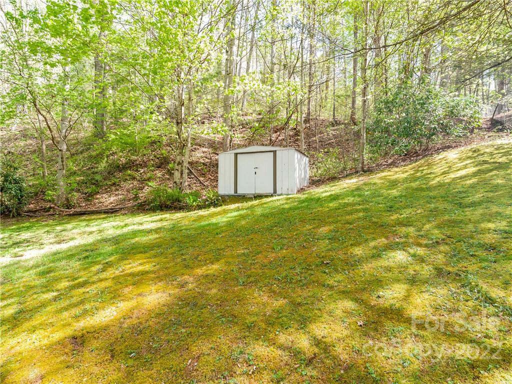 475 Pinewood Drive Waynesville NC 28786