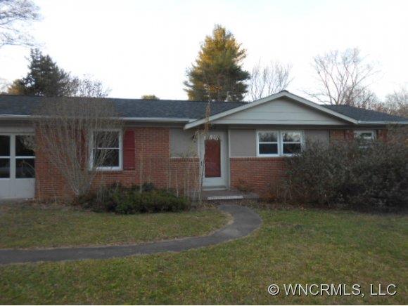 242 Saint Johns Street Arden NC 28704