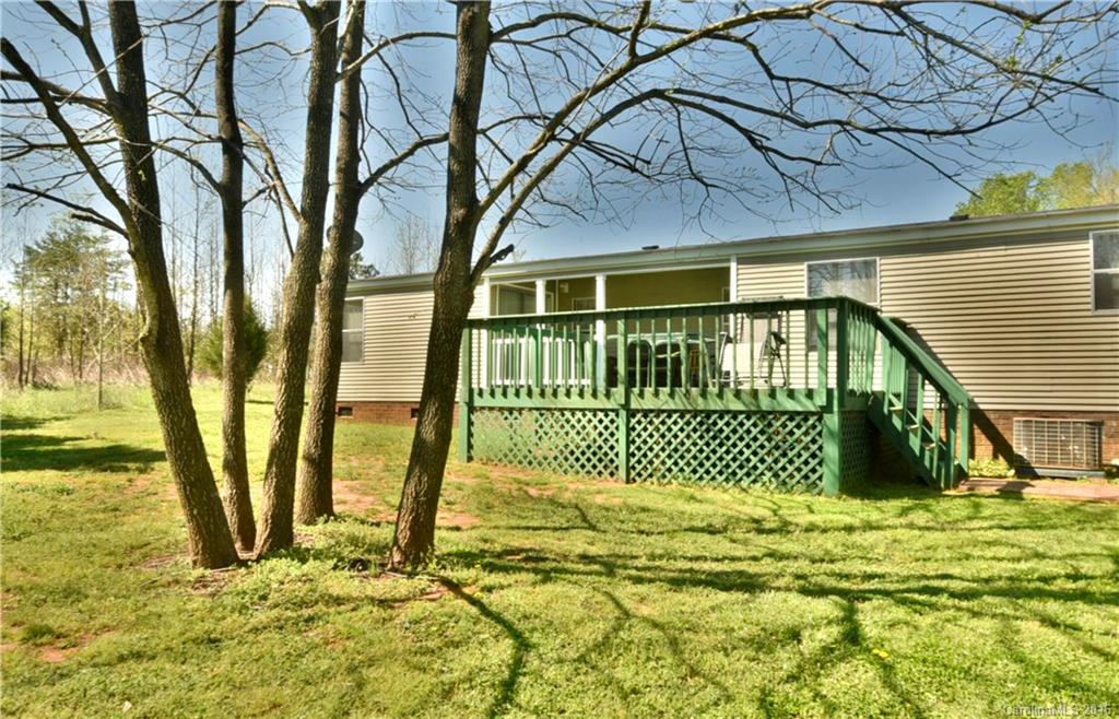 1142 Foxlaire Drive Denver NC 28037