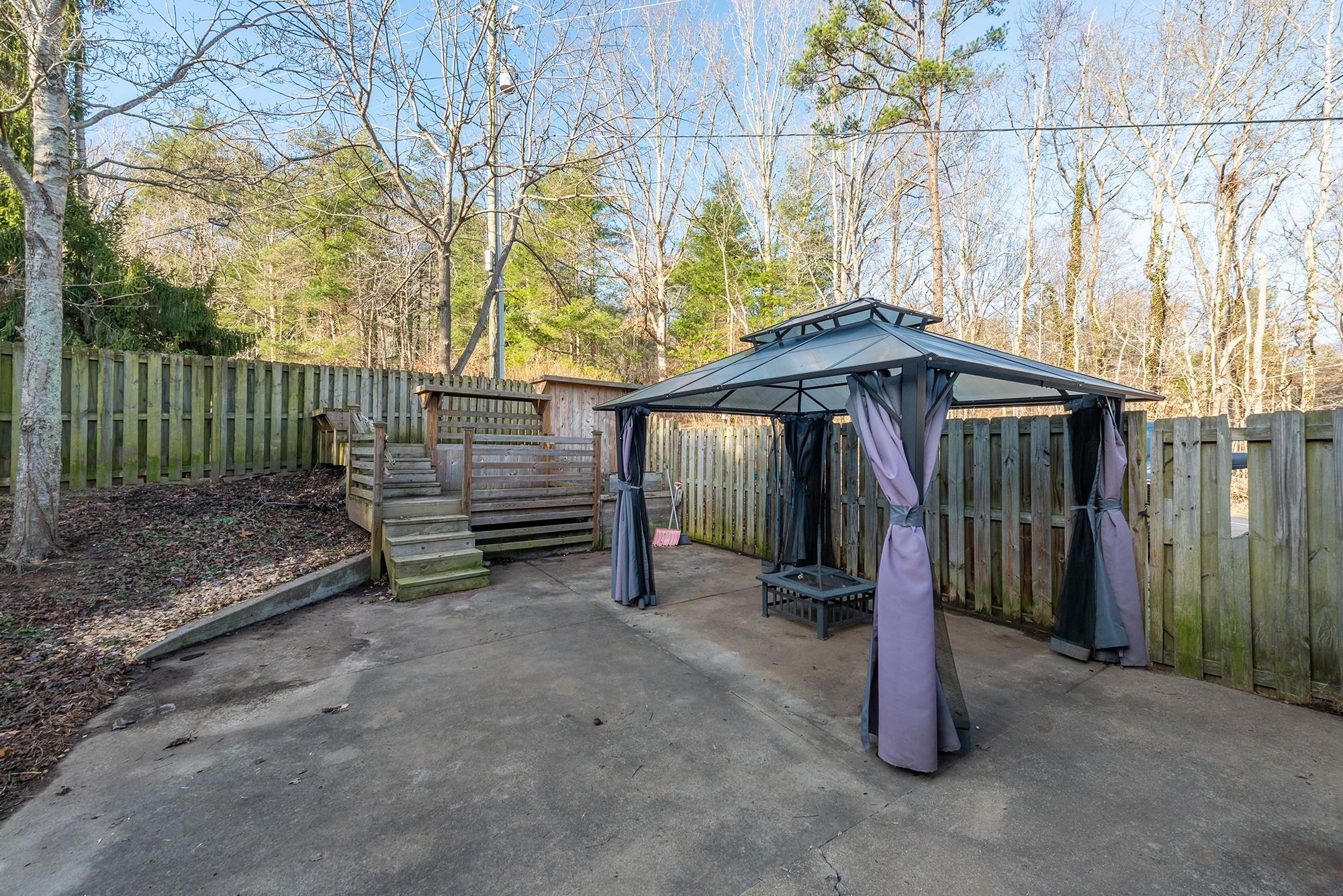 660 Buckeye Cove Road Swannanoa NC 28778