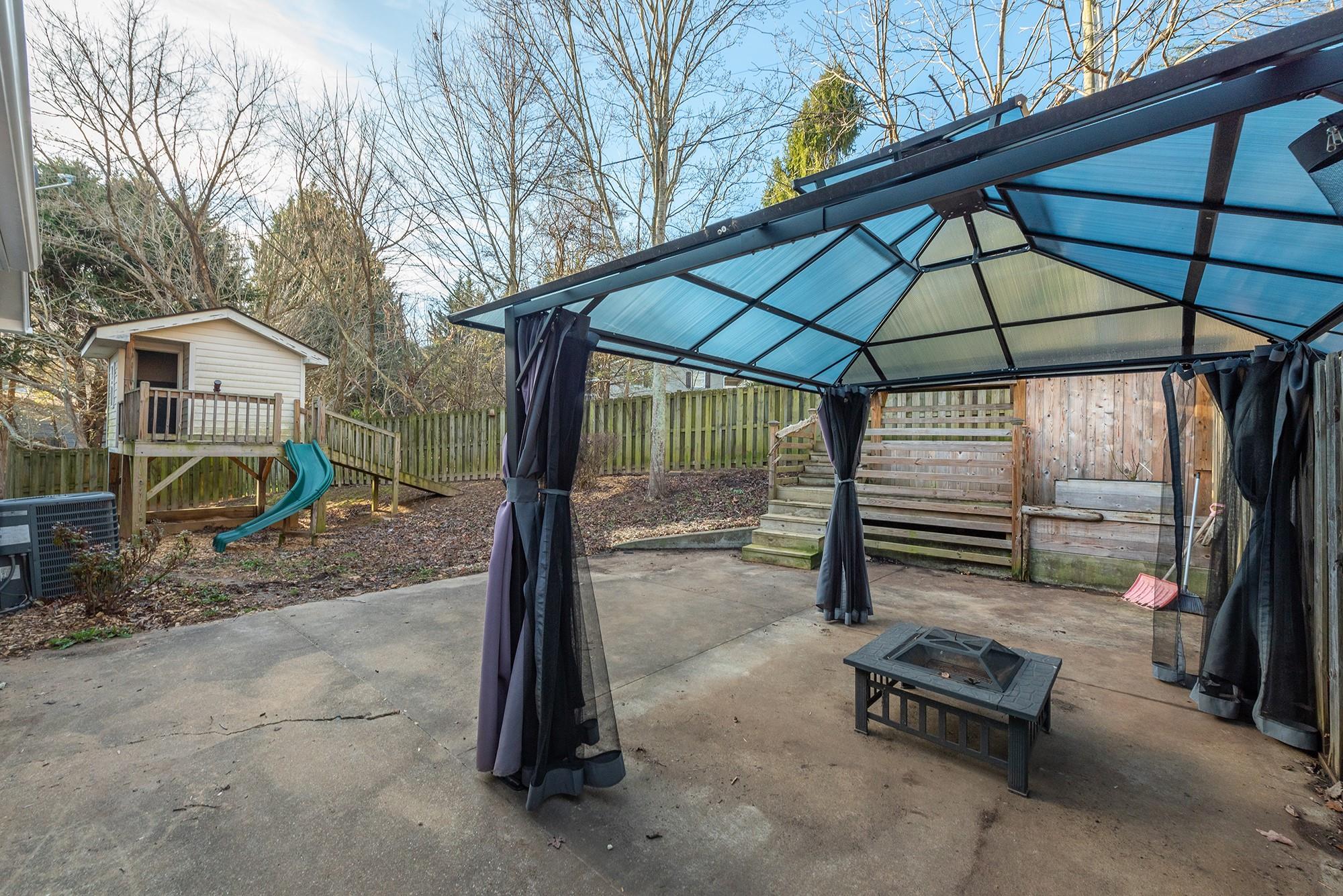 660 Buckeye Cove Road Swannanoa NC 28778