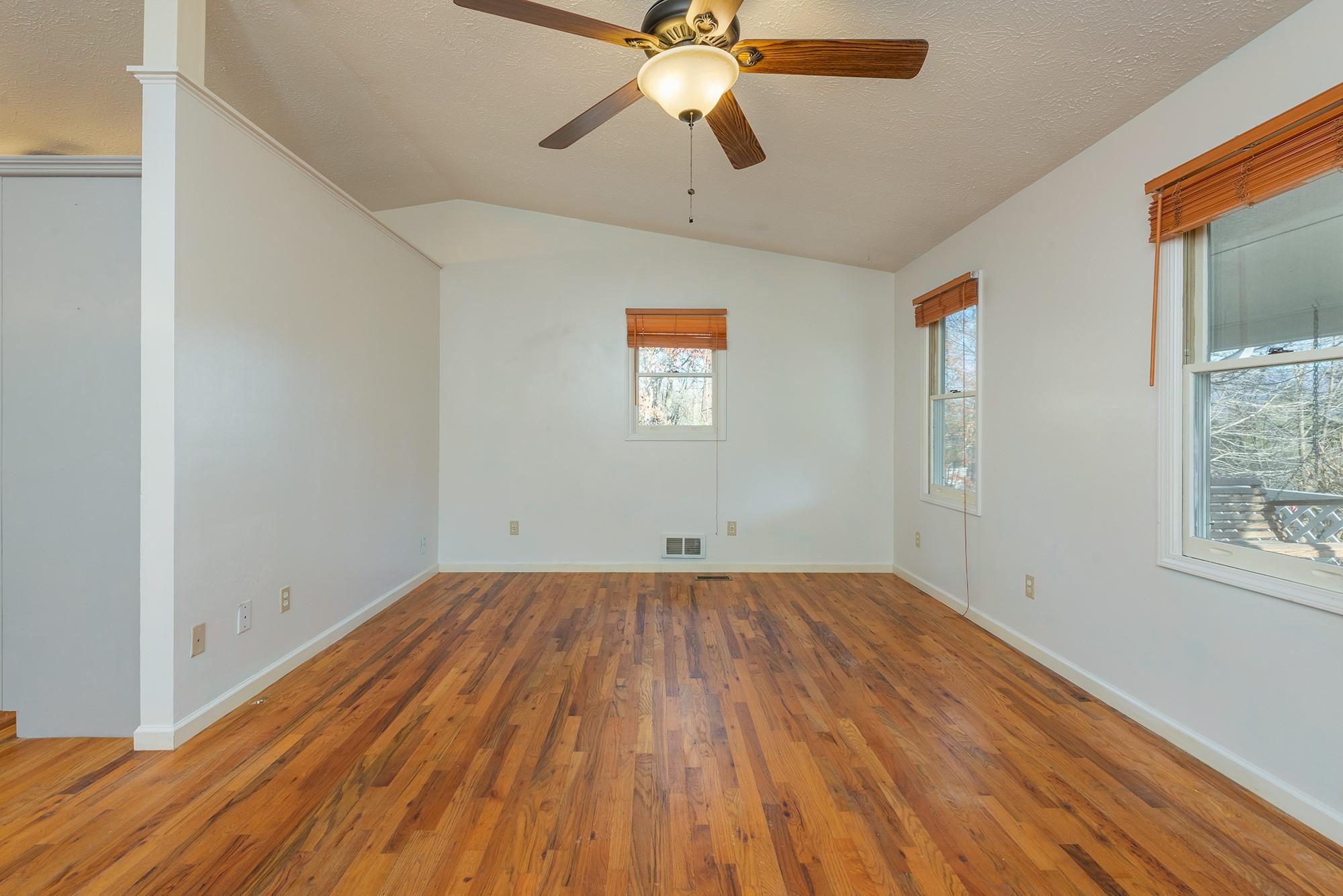 660 Buckeye Cove Road Swannanoa NC 28778