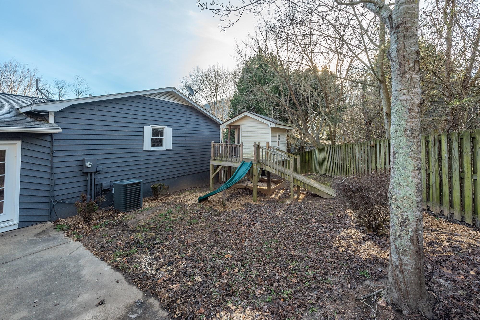 660 Buckeye Cove Road Swannanoa NC 28778