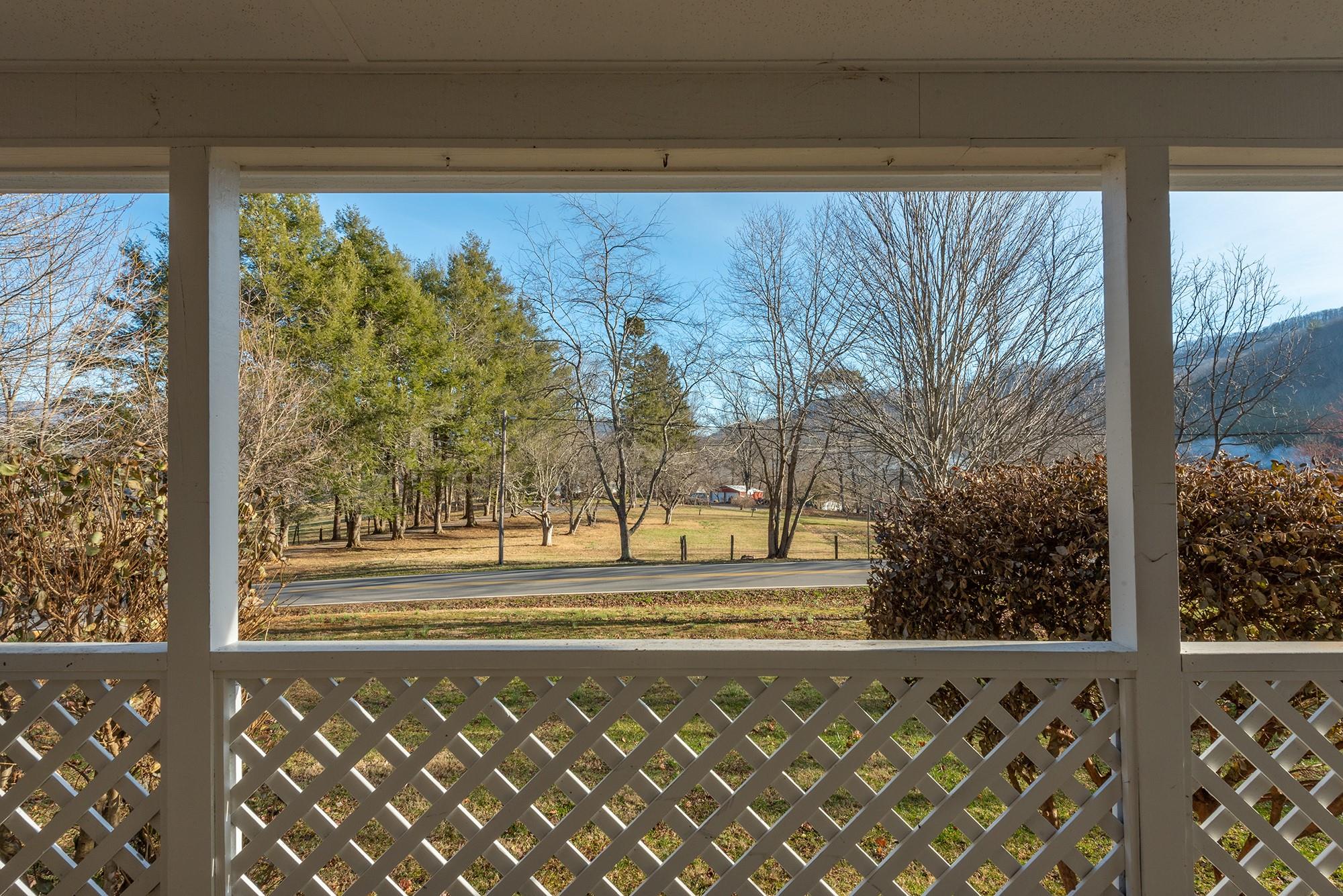 660 Buckeye Cove Road Swannanoa NC 28778