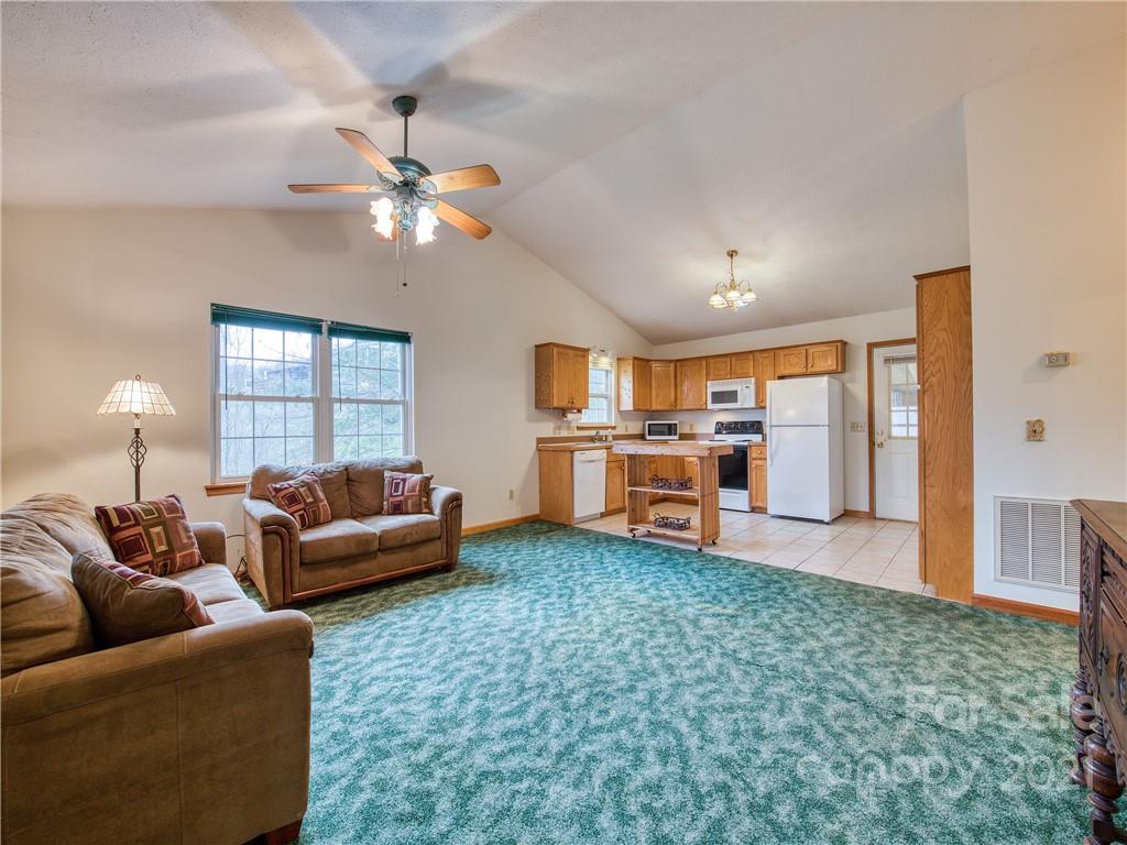 32 Cedarwood Drive Waynesville NC 28785