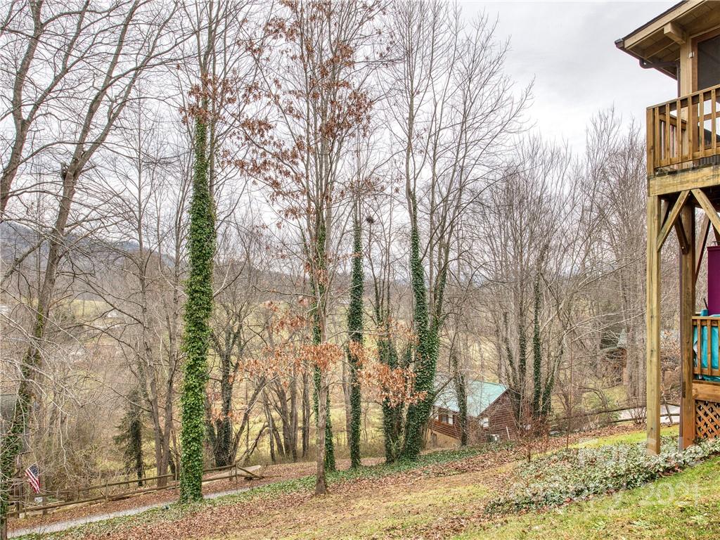 32 Cedarwood Drive Waynesville NC 28785