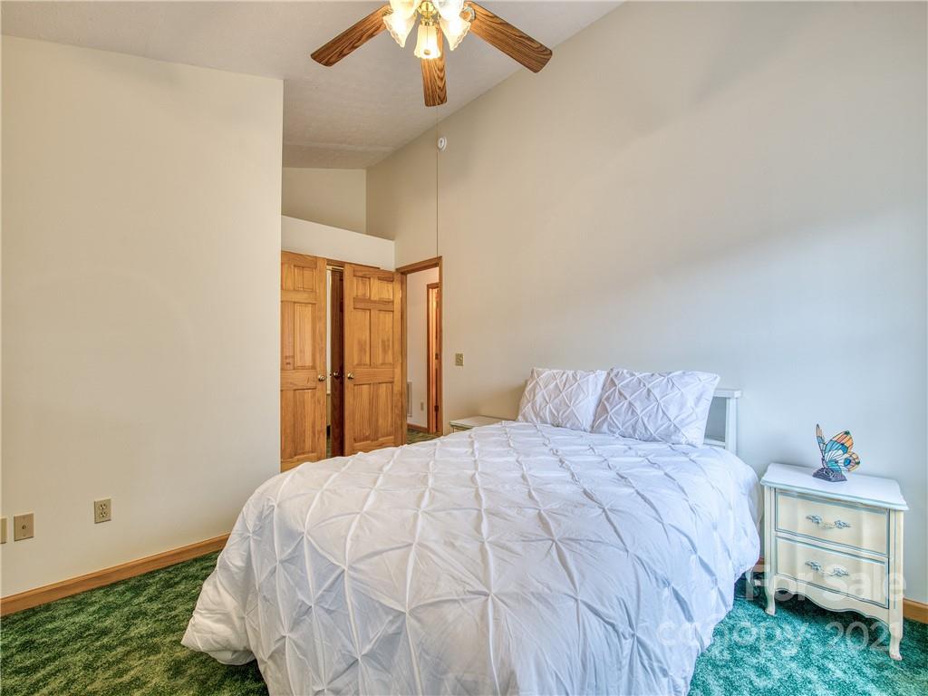 32 Cedarwood Drive Waynesville NC 28785