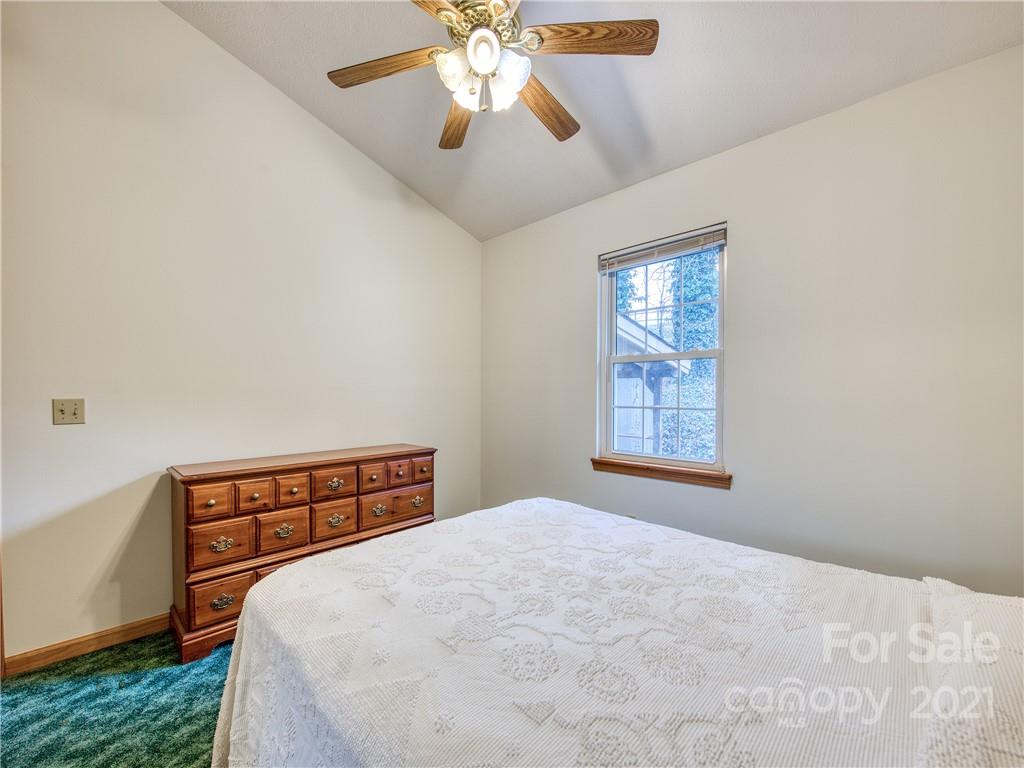 32 Cedarwood Drive Waynesville NC 28785