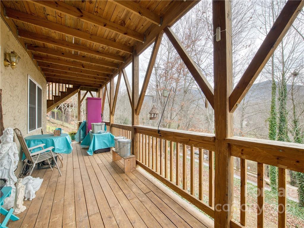 32 Cedarwood Drive Waynesville NC 28785