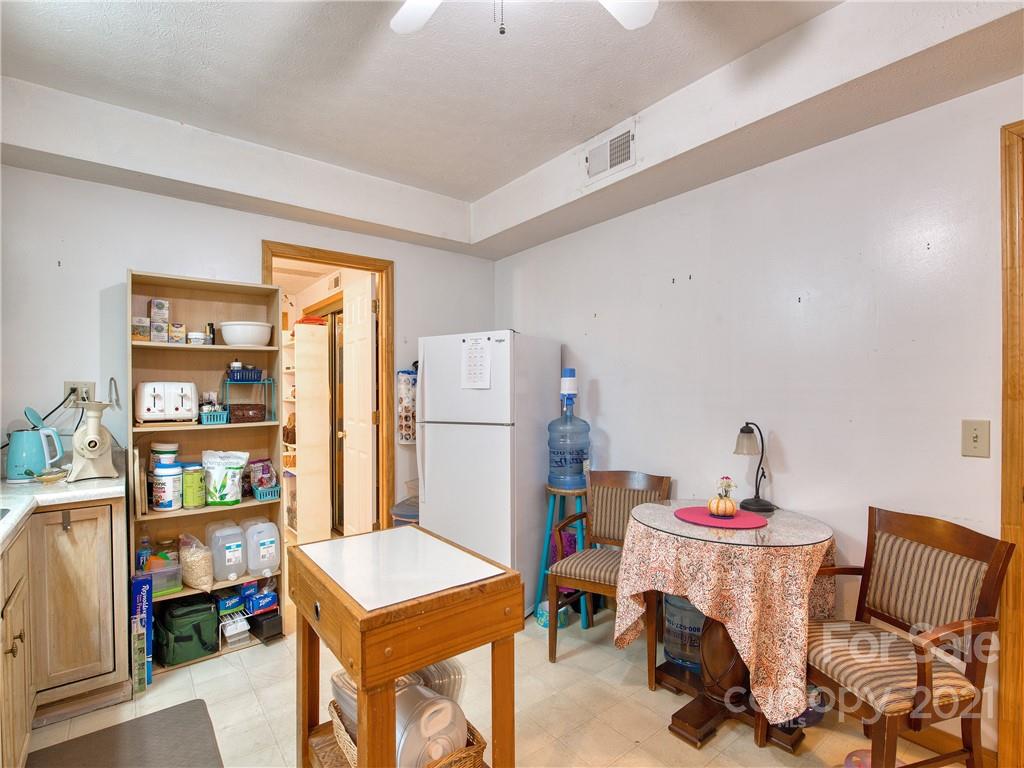 32 Cedarwood Drive Waynesville NC 28785