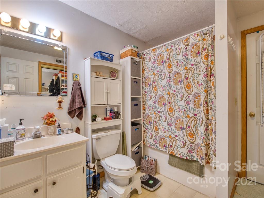 32 Cedarwood Drive Waynesville NC 28785
