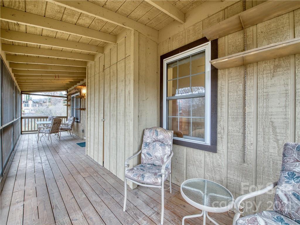 32 Cedarwood Drive Waynesville NC 28785