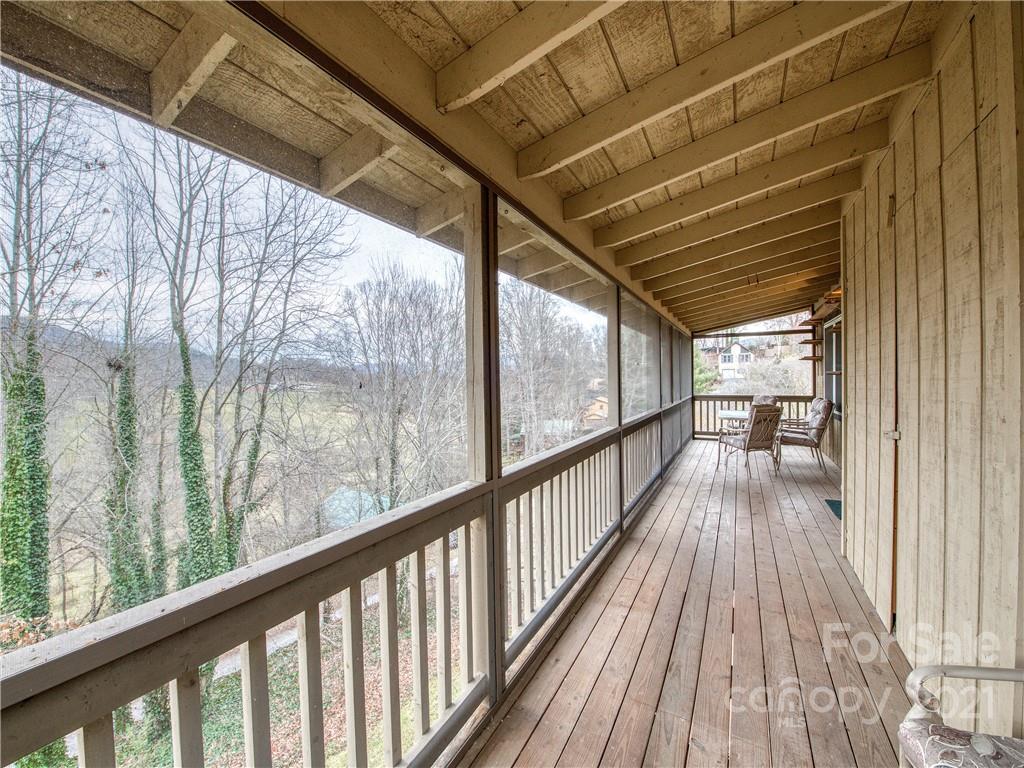 32 Cedarwood Drive Waynesville NC 28785