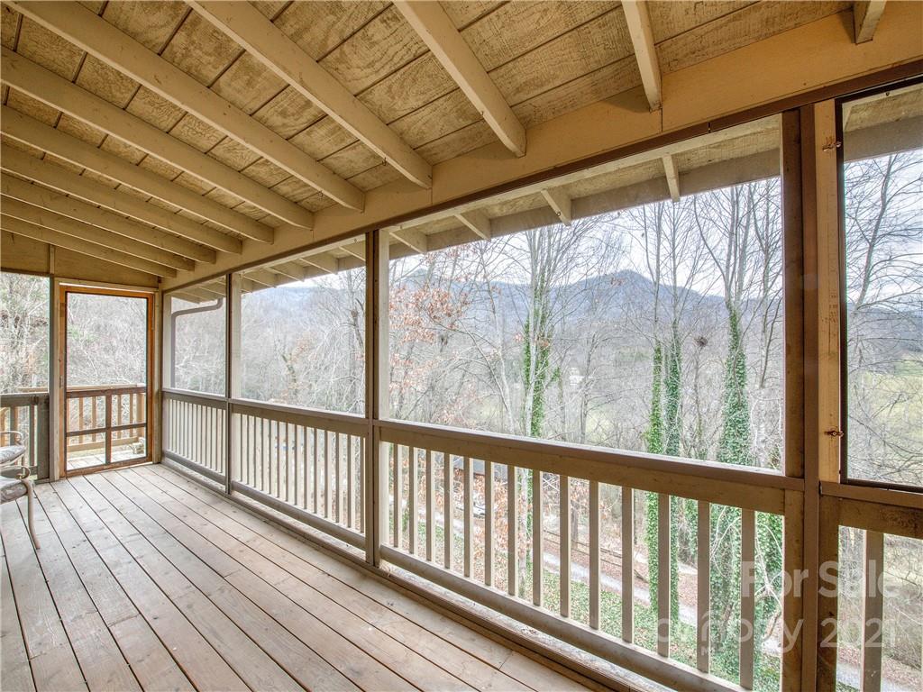32 Cedarwood Drive Waynesville NC 28785