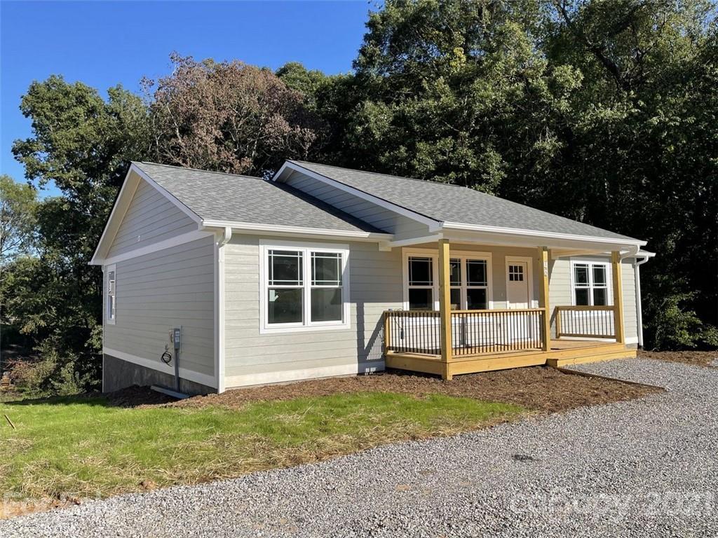 10 New Grace Drive Asheville NC 28806