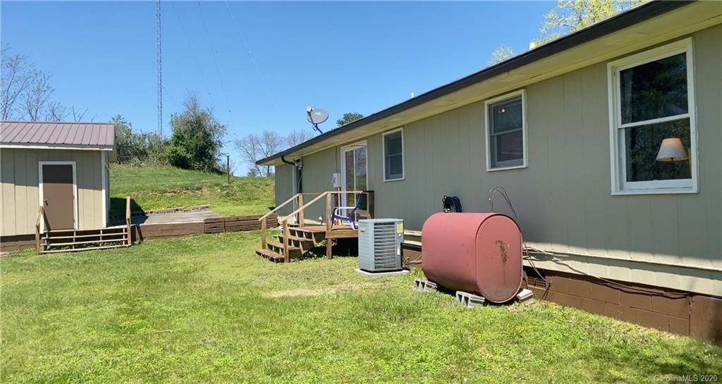 1057 Skyway Drive Marshall NC 28753