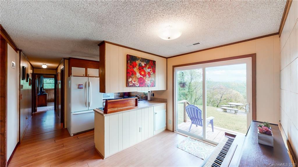 1057 Skyway Drive Marshall NC 28753