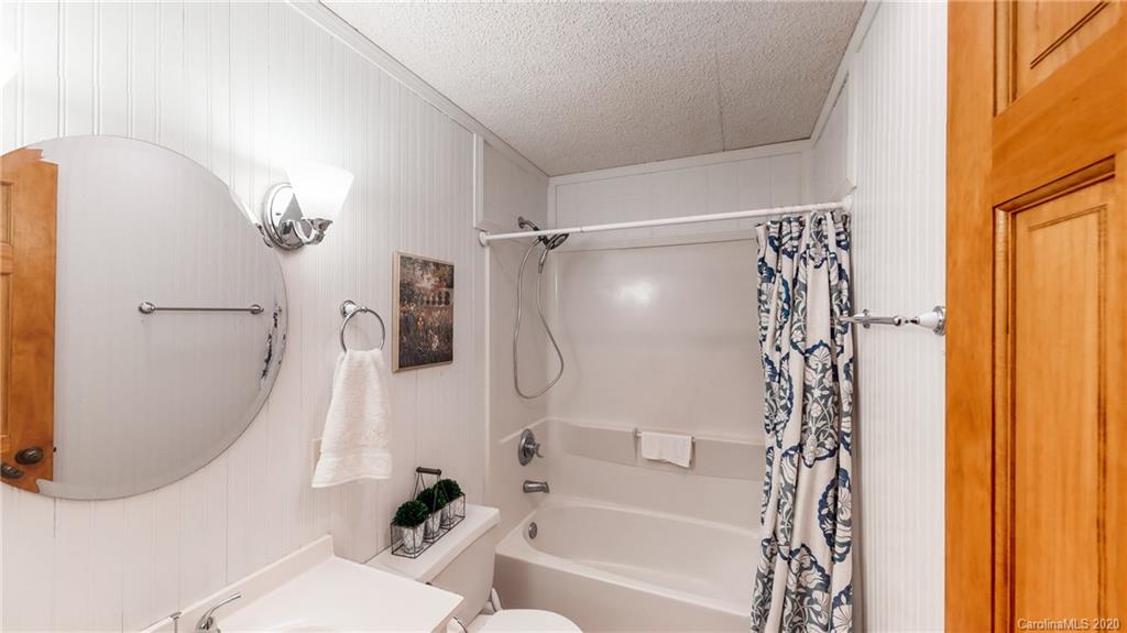 1057 Skyway Drive Marshall NC 28753