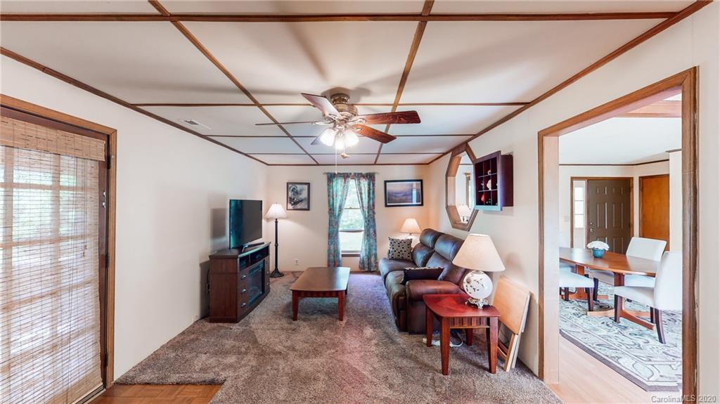 1057 Skyway Drive Marshall NC 28753
