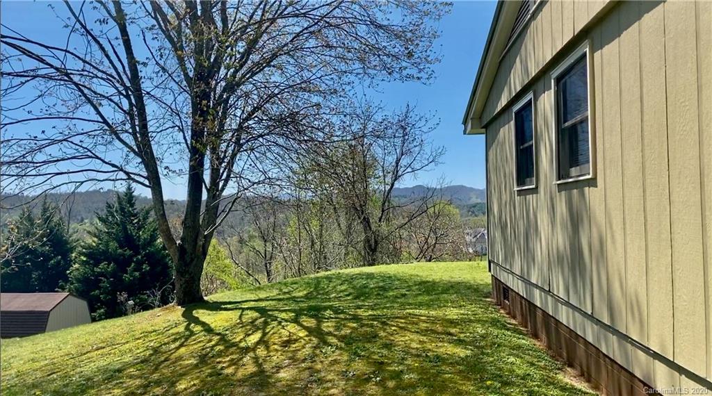 1057 Skyway Drive Marshall NC 28753