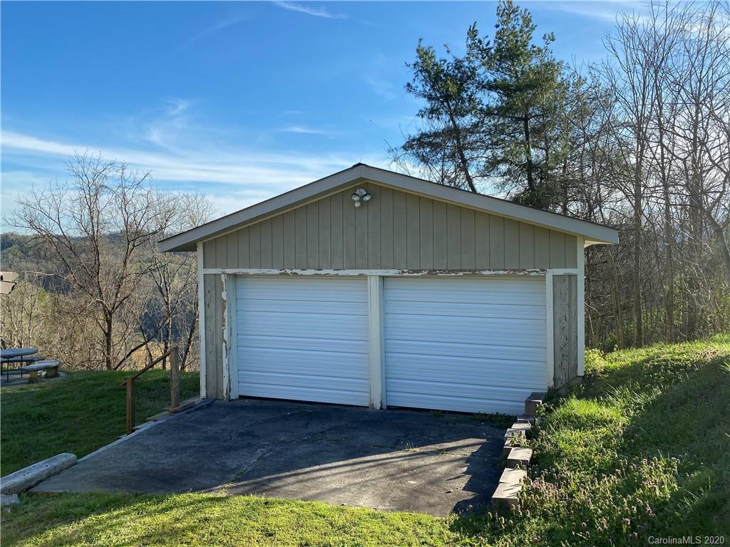 1057 Skyway Drive Marshall NC 28753