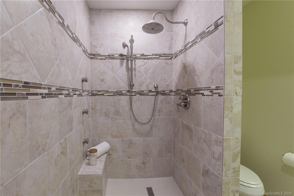 539 Seven Glens Drive Weaverville NC 28787