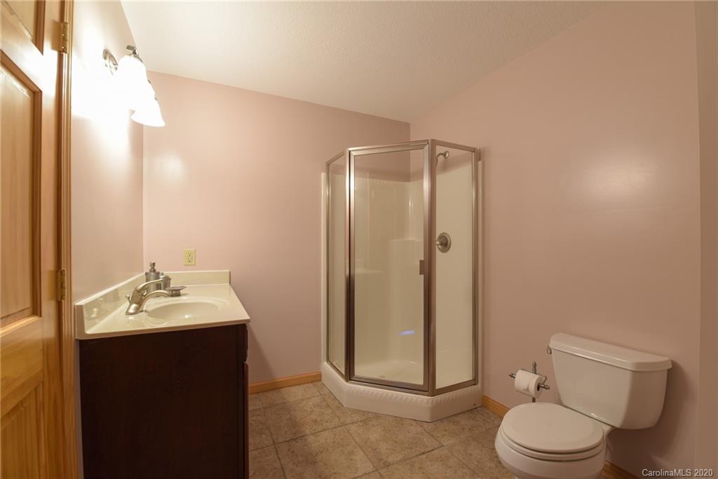 539 Seven Glens Drive Weaverville NC 28787
