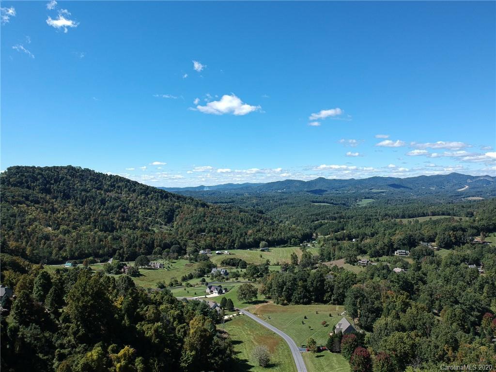 539 Seven Glens Drive Weaverville NC 28787