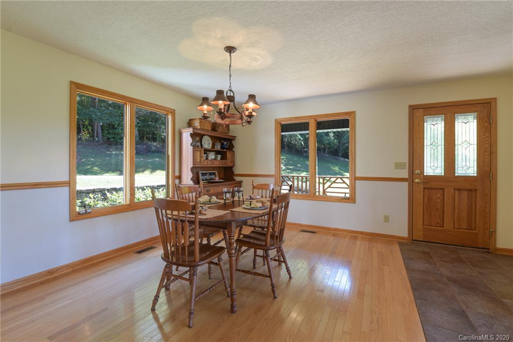 539 Seven Glens Drive Weaverville NC 28787