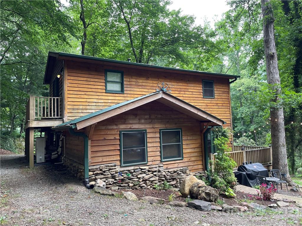 1466 Newfound Road Leicester NC 28748
